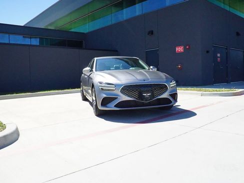 New 2026 Genesis G70 2.5T image 1