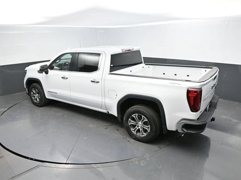 Used 2025 GMC Sierra 1500 SLT AWD/4WD image 28