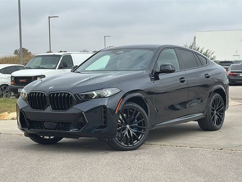 New 2026 BMW X6 xDrive40i w/ Climate Comfort Package image 2