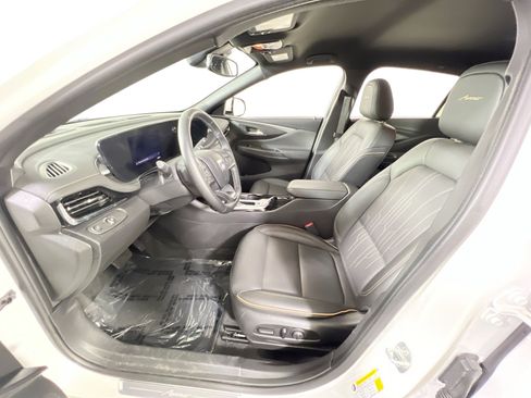 Used 2025 Buick Envista Avenir FWD image 20