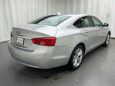 Used 2015 Chevrolet Impala LT image 3