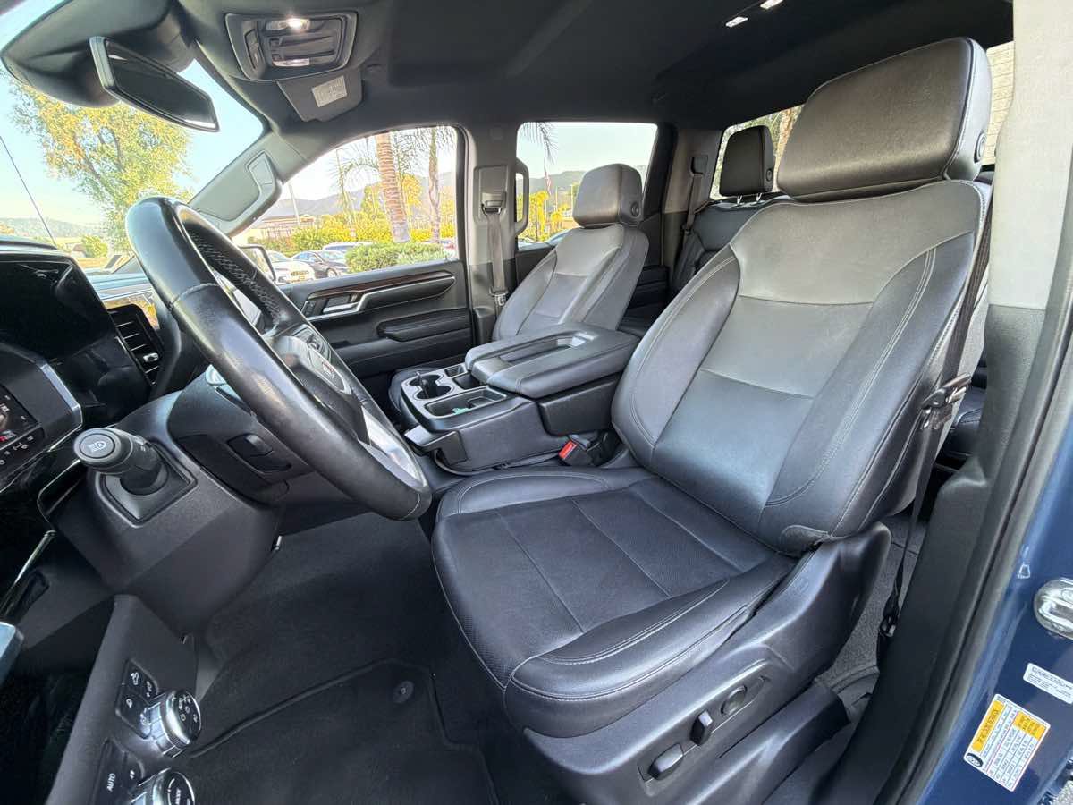 Used 2024 GMC Sierra 1500 SLT AWD/4WD image 15