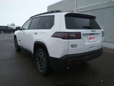 New 2026 Jeep Cherokee Laredo AWD/4WD image 7