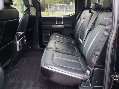 Used 2018 Ford F150 Platinum w/ Equipment Group 701A Luxury AWD/4WD image 14