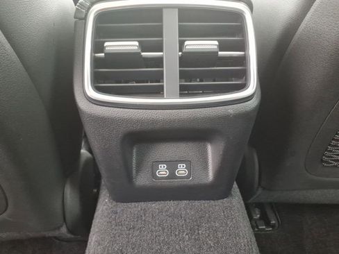 Used 2026 Genesis G70 2.5T Prestige RWD image 14