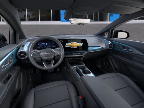 New 2026 Chevrolet Equinox EV LT w/ Convenience Package II AWD/4WD image 50