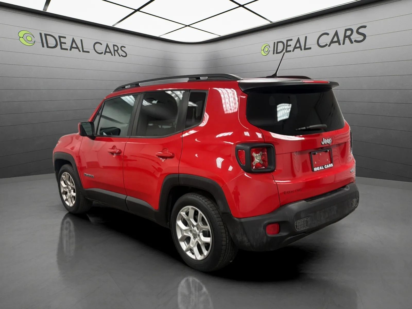Used 2015 Jeep Renegade Latitude w/ Popular Equipment Group FWD image 7
