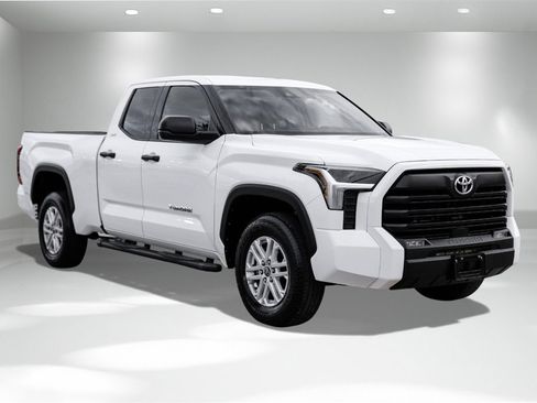 Used 2023 Toyota Tundra SR5 image 5