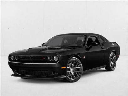 Used 2017 Dodge Challenger R/T Scat Pack w/ Leather Interior Group