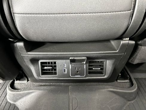 Used 2025 GMC Sierra 1500 SLT RWD image 20