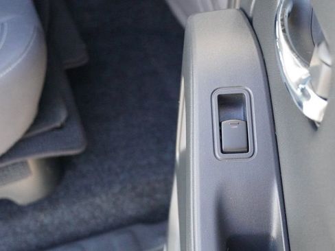 Used 2024 Nissan Frontier SV w/ Technology Package image 20