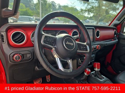 Used 2023 Jeep Gladiator Rubicon w/ LED Lighting Group AWD/4WD image 12