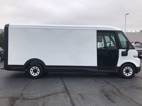 Used 2024 Chevrolet Brightdrop 600 w/ Commercial Equipment Package AWD/4WD image 10