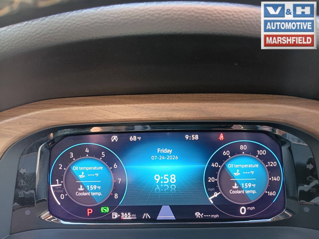 Used 2025 Volkswagen Atlas SE AWD/4WD image 13