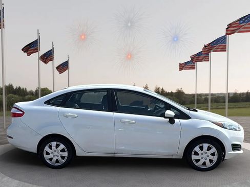 Used 2016 Ford Fiesta S FWD image 8