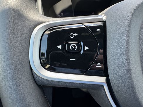 New 2026 Volvo XC60 B5 Core w/ Protection Package image 27