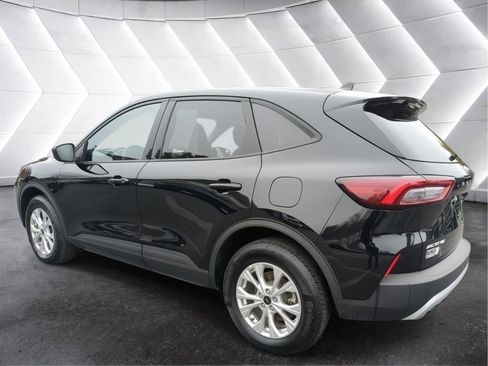 Used 2025 Ford Escape Active AWD/4WD image 3