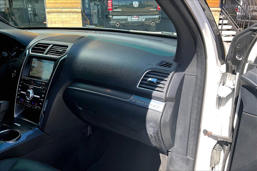 Used 2016 Ford Explorer Sport w/ Equipment Group 401A AWD/4WD image 19
