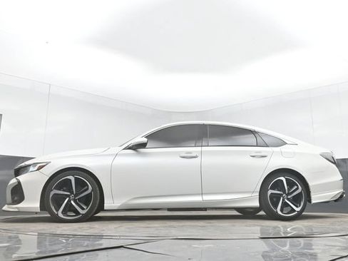 Used 2020 Honda Accord Sport image 34
