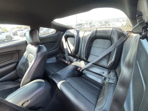 Used 2019 Ford Mustang GT Premium w/ Performance Package - Level 2 RWD image 8