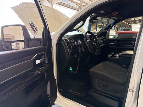 Used 2024 RAM 3500 Big Horn image 7