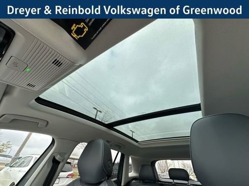 New 2026 Volkswagen Tiguan SE image 26