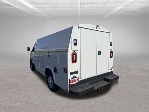 New 2026 Ford E-350 and Econoline 350 Super Duty w/ Power Equipment Group RWD image 7