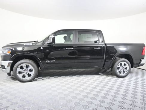 Used 2025 RAM 1500 Big Horn AWD/4WD image 2