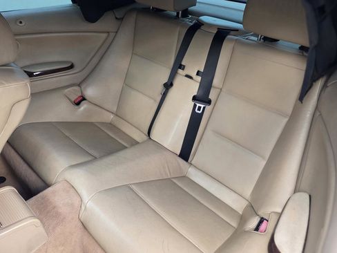 Used 2004 BMW 325Ci Convertible image 11