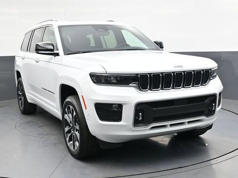 Used 2023 Jeep Grand Cherokee L Overland image 10