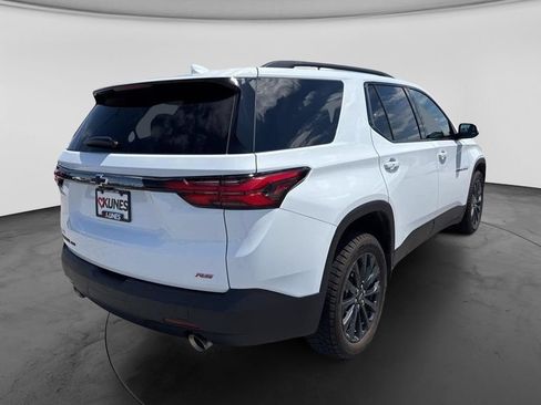 Used 2023 Chevrolet Traverse RS AWD/4WD image 15