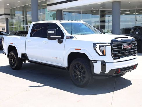 New 2026 GMC Sierra 3500 AT4 w/ AT4 Premium Plus Package AWD/4WD image 8