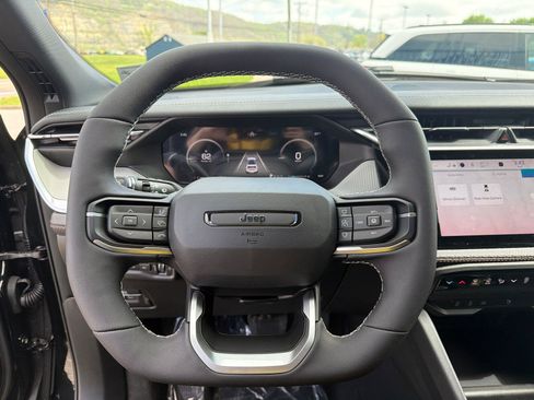 New 2026 Jeep Cherokee Limited AWD/4WD image 13