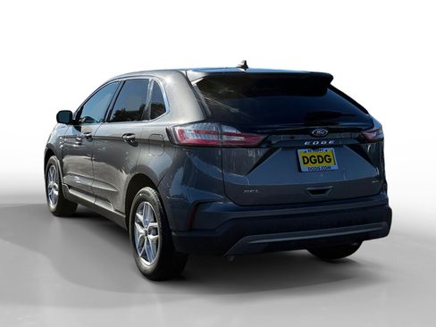 Used 2023 Ford Edge SEL image 3