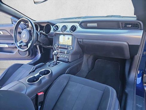 Used 2018 Ford Mustang Coupe w/ Equipment Group 101A image 9