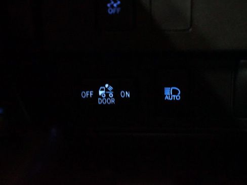 Used 2023 Toyota Tacoma SR5 RWD image 23