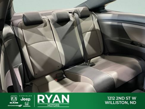 Used 2017 Honda Civic EX-L image 32