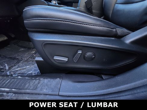 Used 2022 Ford Escape Titanium w/ Class II Trailer Tow Package image 21