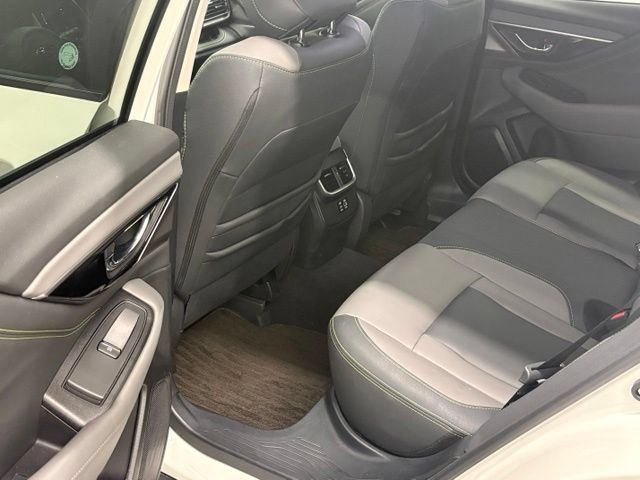 Used 2025 Subaru Outback Onyx Edition AWD/4WD image 10