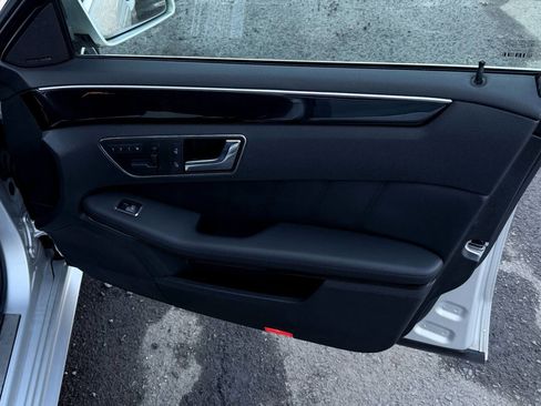 Used 2010 Mercedes-Benz E 63 AMG Sedan image 32