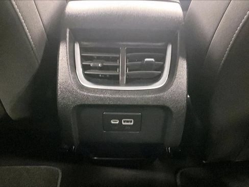 Used 2022 Chevrolet Blazer LT FWD image 24