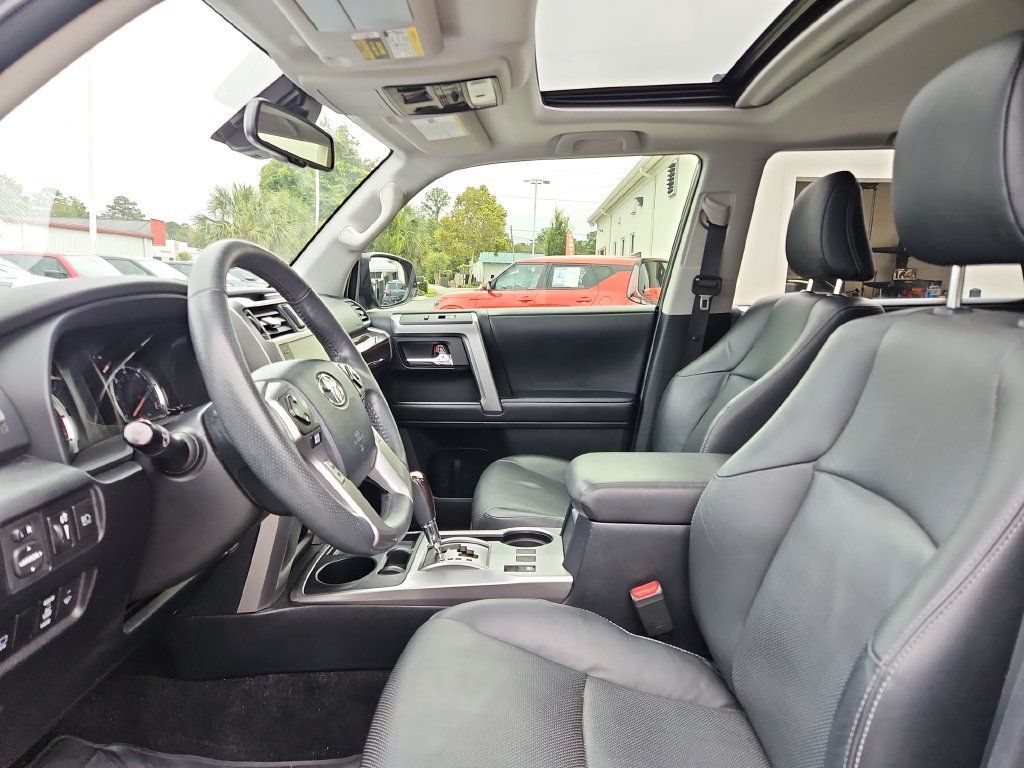 Used 2022 Toyota 4Runner Limited RWD image 23