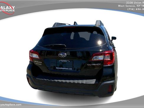 Used 2018 Subaru Outback 2.5i Limited AWD/4WD image 6