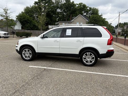Used 2011 Volvo XC90 3.2 AWD/4WD image 14