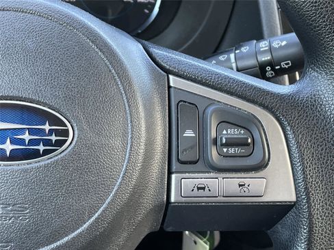 Used 2017 Subaru Forester 2.5i Premium AWD/4WD image 23