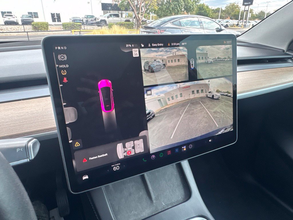 Used 2024 Tesla Model Y Long Range AWD/4WD image 28