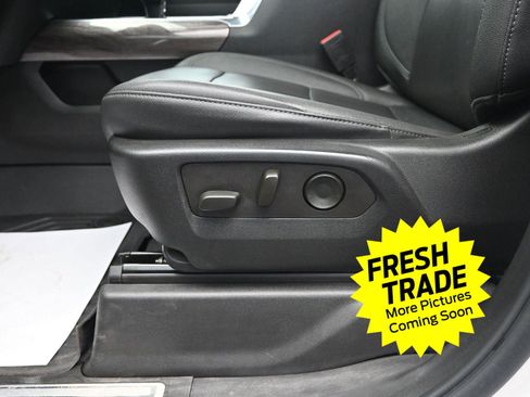 Used 2022 Chevrolet Silverado 1500 LTZ w/ LTZ Premium Package image 24