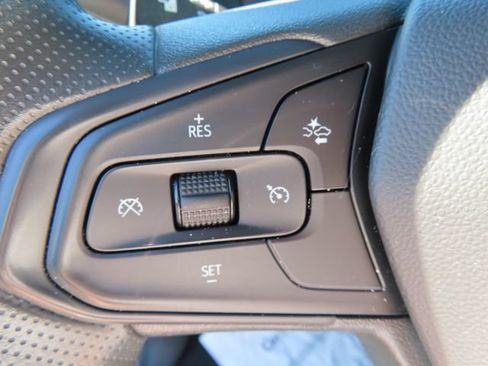 Used 2023 Chevrolet Bolt LT w/ Driver Confidence Package FWD image 17
