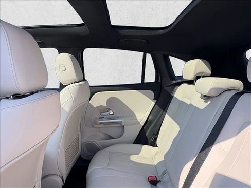 New 2026 Mercedes-Benz GLA 250 image 18