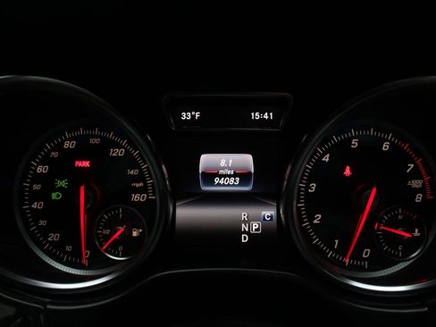 Used 2019 Mercedes-Benz GLE 400 4MATIC w/ Premium 1 Package image 34